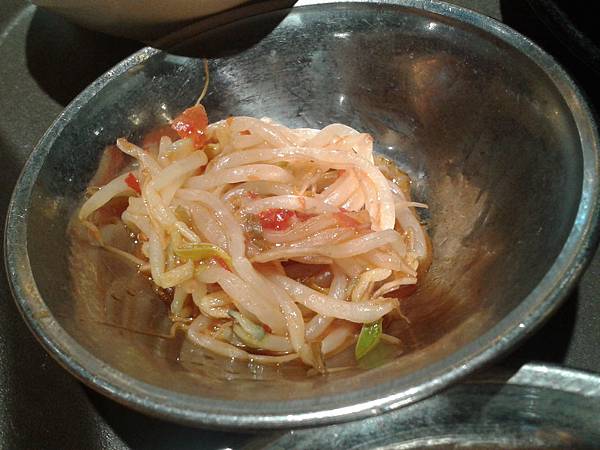 2017-10-31 20.10.58.jpg