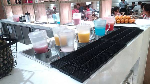 P_20180528_194029.jpg P_20180528_194029.jpg