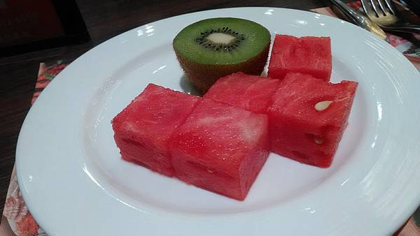 P_20180528_200028.jpg P_20180528_200028.jpg