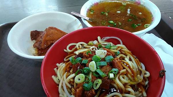 P_20180927_184215.jpg P_20180927_184215.jpg