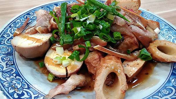 P_20181018_184528.jpg P_20181018_184528.jpg