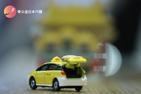 TOMICA TW TAXI 1-100.jpg