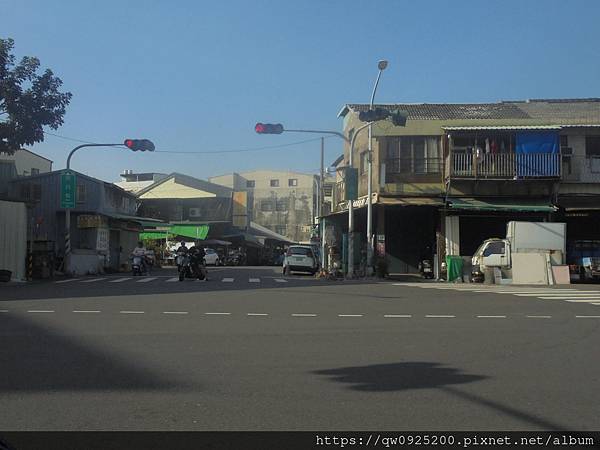 DSC04909  4 河川街 申訴照片！ 北端街與河川街的路口！ 110.2.6.JPG