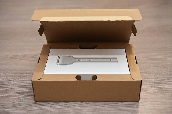 【開箱心得】「Laifen T1 Pro 電動刮鬍刀」極致鋁合金質感，像買新iPhone一樣的刮鬍體驗！