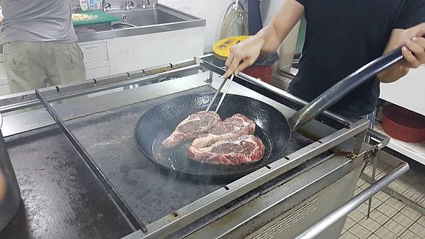 20161213_161147 - Copy.jpg 20161213_161147 - Copy.jpg
