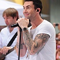 adamperform-live-today-show-28.jpg