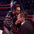 rs_560x415-131121075445-1024-Adam-Levine-Blake-Shelton-Kiss-The-Voice-DA-112113.jpg