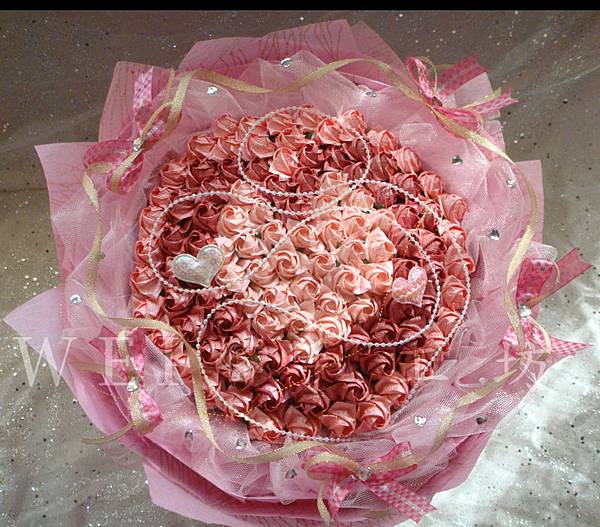 111小朵 福山玫瑰 心型花束-粉紅+紅+淺粉