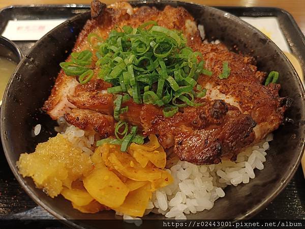 [食記]左營高鐵美食-燒丼株式會社