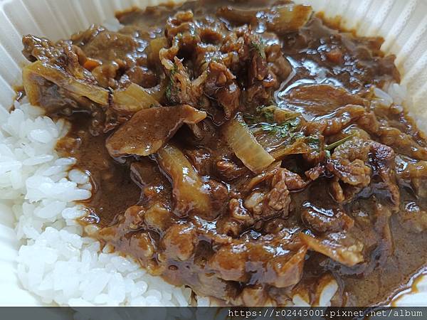 [食記]全家美食-極旨黑咖哩牛飯