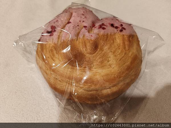 [食記]全聯美食-草莓手撕包