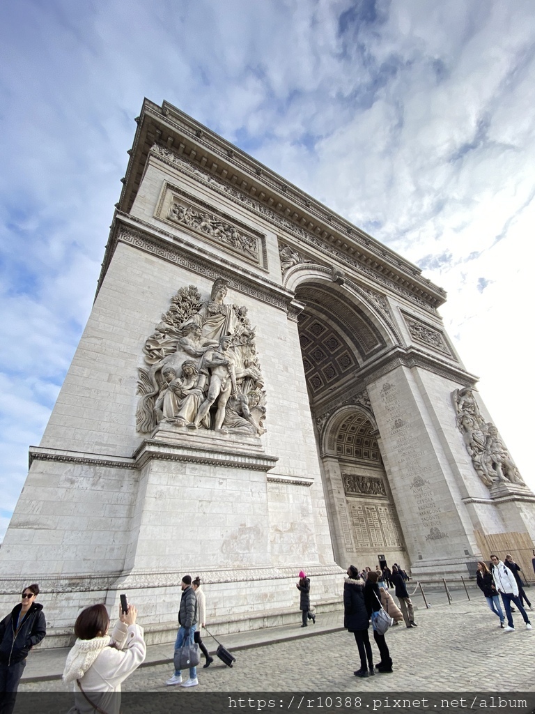 巴黎凱旋門＆香榭麗舍大街Arc de triomphe de l%5CÉtoile＆Avenue des Champs-Élysées，或稱les Champs-Élysées (9).JPG