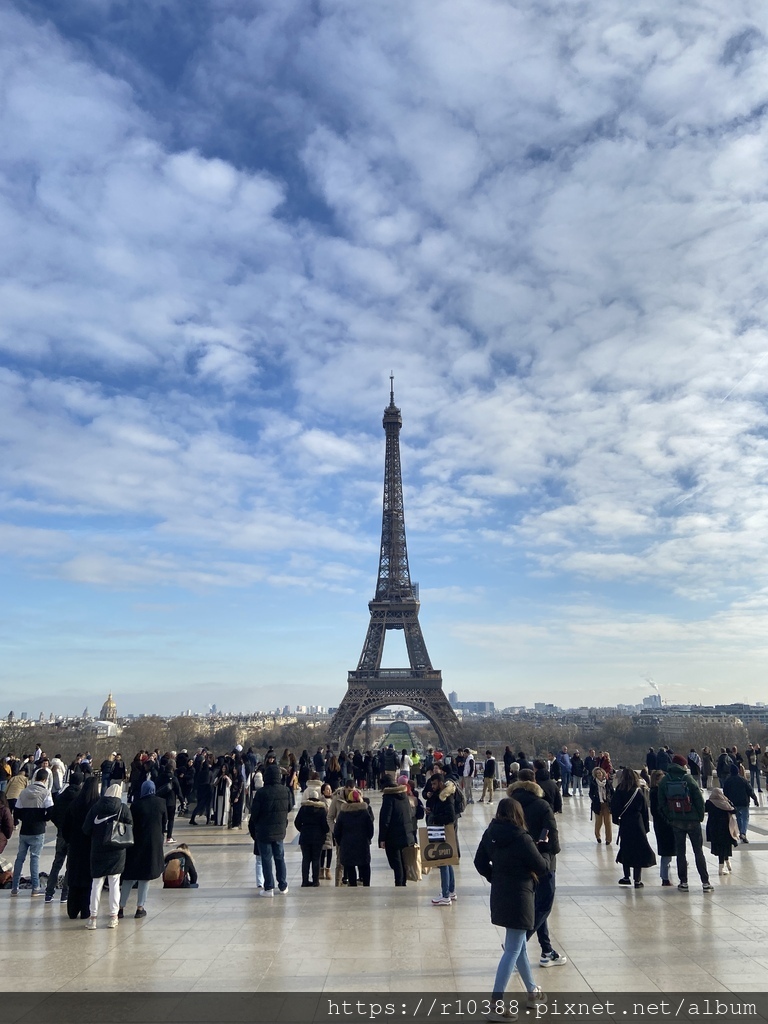 巴黎夏樂宮人權廣場Place Trocadero,esplanade des droits de I%5Chomme (18).JPG