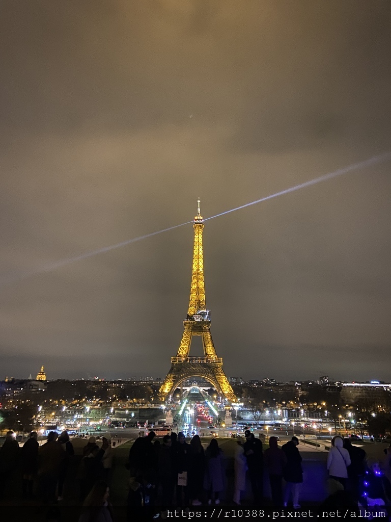 巴黎夏樂宮人權廣場Place Trocadero,esplanade des droits de I%5Chomme (32).JPG