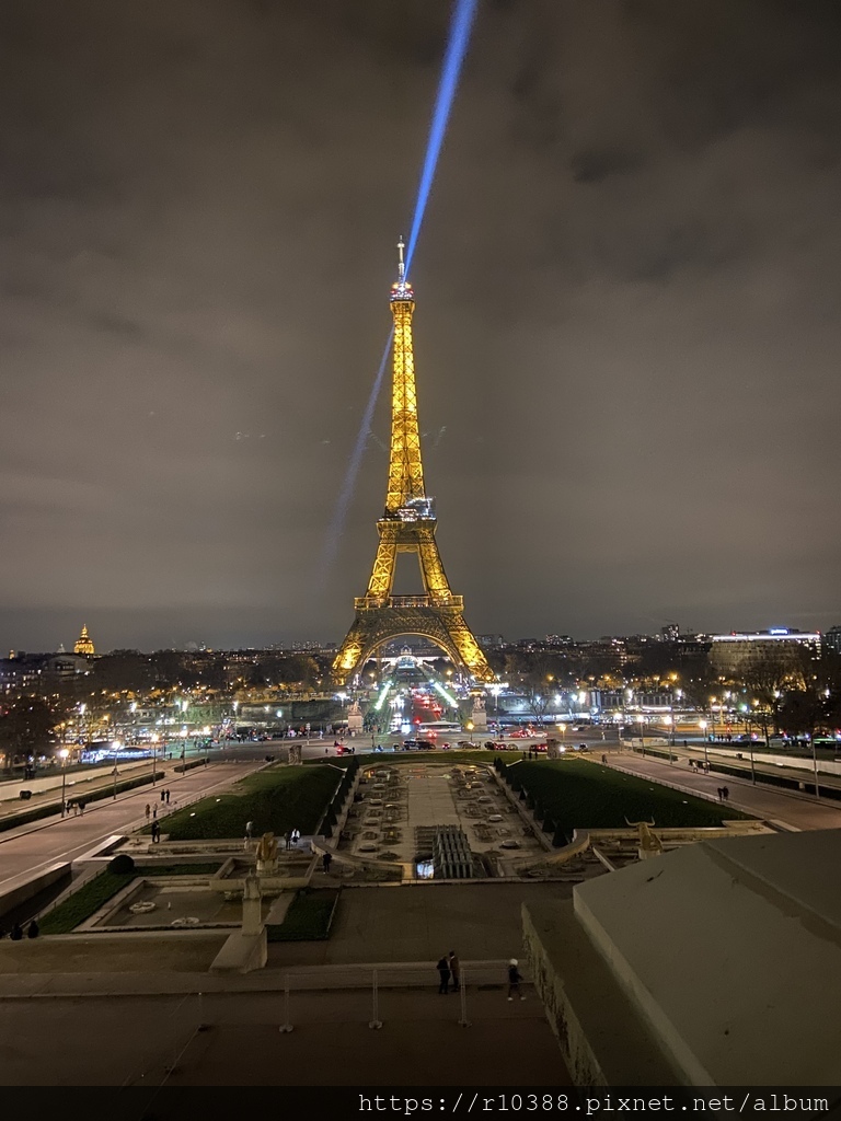 巴黎夏樂宮人權廣場Place Trocadero,esplanade des droits de I%5Chomme (35).JPG