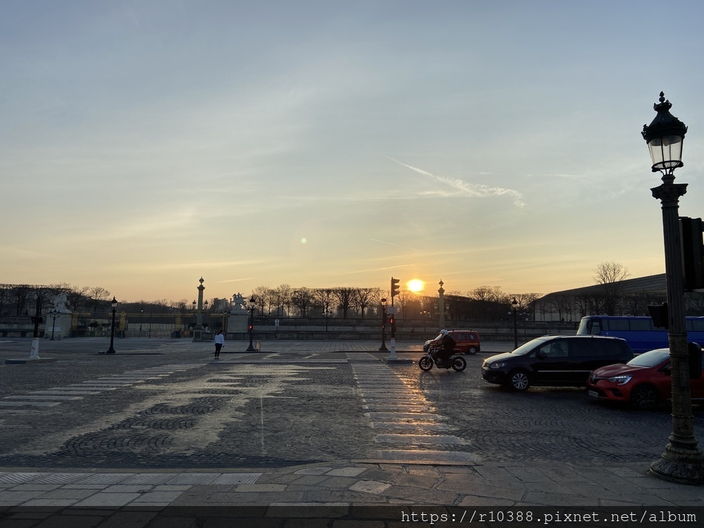 清晨時，在法國巴黎的協和廣場散步 French Paries Place de la Concorde (15).JPG