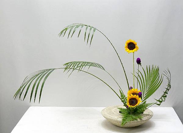年7月日的池坊作品 自由花 小蕭的秘密花園 痞客邦 年7月日的池坊作品 自由花 小蕭的秘密花園 痞客邦