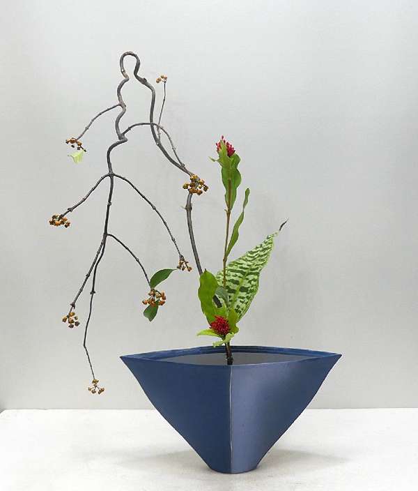 年10月5日的池坊作品 生花新風體 小蕭的秘密花園 痞客邦