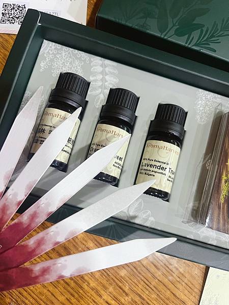 禾場芳療。探索香氣的牌卡之旅,超療育的芳香體驗。 禾場芳療。探索香氣的牌卡之旅,超療育的芳香體驗。