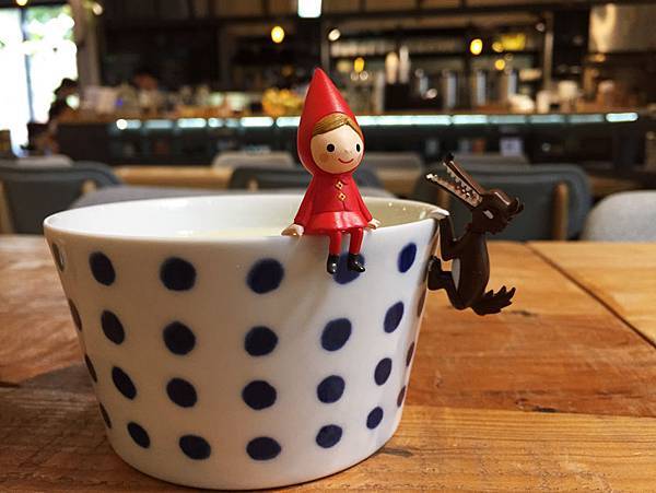 小紅帽杯緣子-1.jpg 小紅帽杯緣子-1.jpg