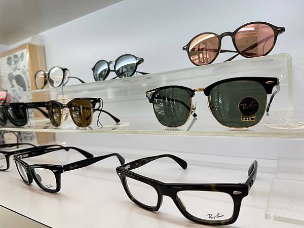 LINE_ALBUM_眼鏡_241103_86 LINE_ALBUM_眼鏡_241103_86