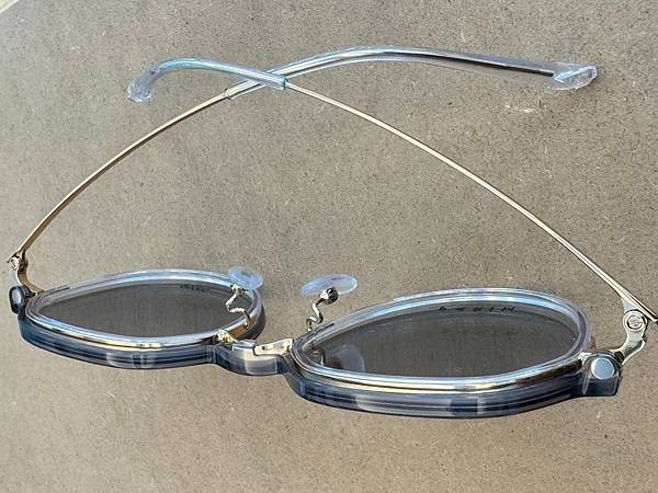 LINE_ALBUM_眼鏡_241103_65... LINE_ALBUM_眼鏡_241103_65...