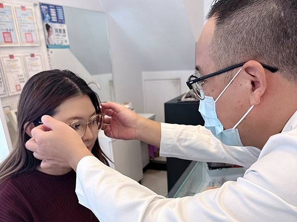 LINE_ALBUM_眼鏡_241103_112... LINE_ALBUM_眼鏡_241103_112...