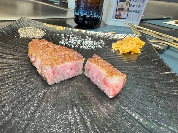 LINE_ALBUM_合牛_241229_203