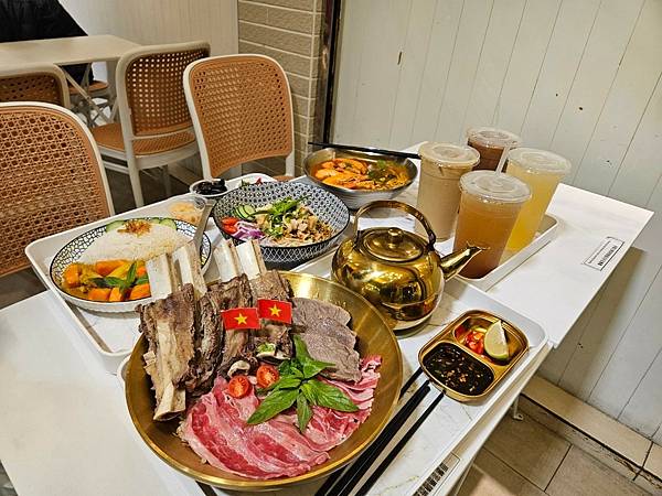 LINE_ALBUM_越龍門_241231_176