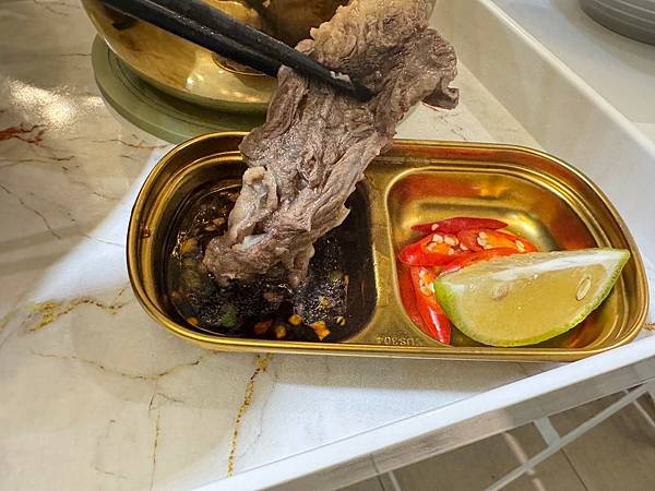 LINE_ALBUM_越龍門_241231_147