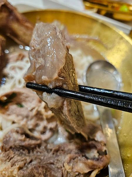 LINE_ALBUM_越龍門_241231_177