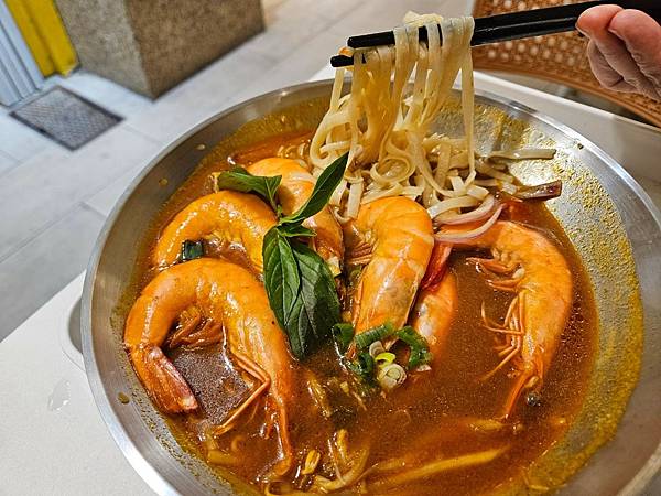 LINE_ALBUM_越龍門_241231_173