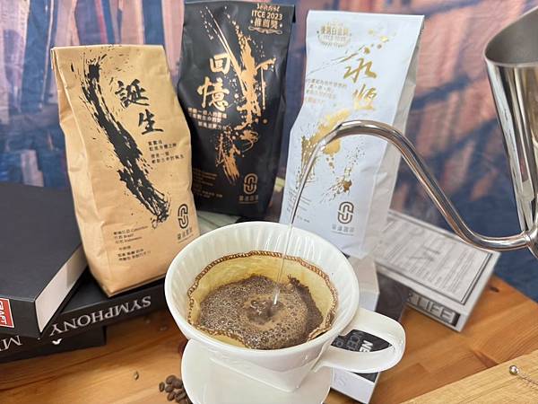 LINE_ALBUM_咖啡_250201_30