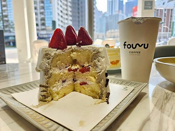 LINE_ALBUM_想大便只有一間廁所的咖啡店_250330_71