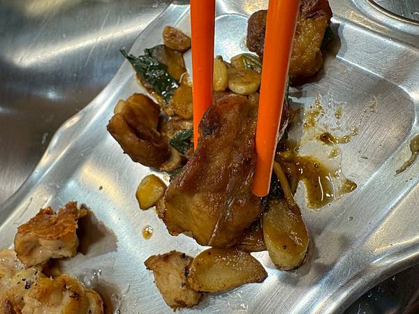 LINE_ALBUM_鐵板燒_250615_102... LINE_ALBUM_鐵板燒_250615_102...