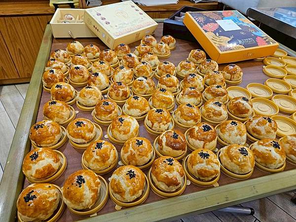 LINE_ALBUM_月餅_251003_52 LINE_ALBUM_月餅_251003_52