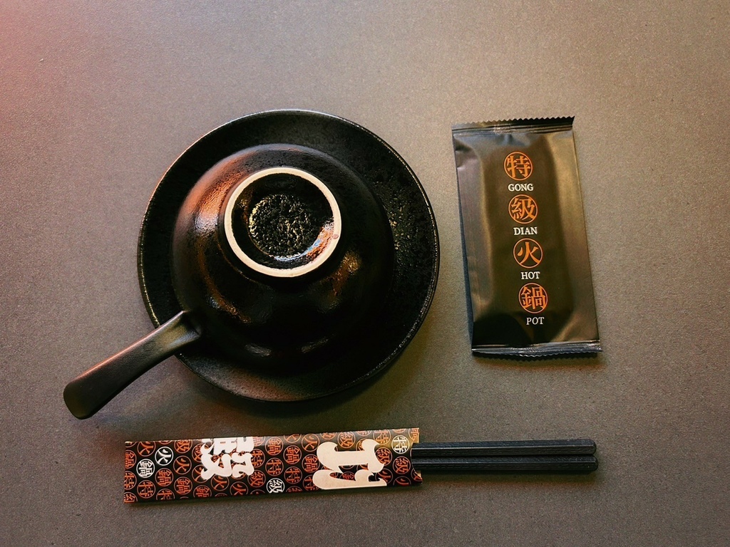 多人聚餐不煩惱！功殿火鍋｜近千坪數台北最氣派火鍋餐廳，滿足多