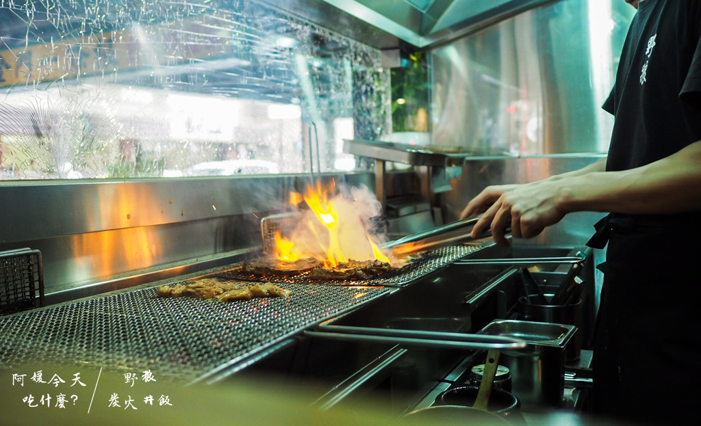 野狼_171001_0037.jpg 野狼_171001_0037.jpg