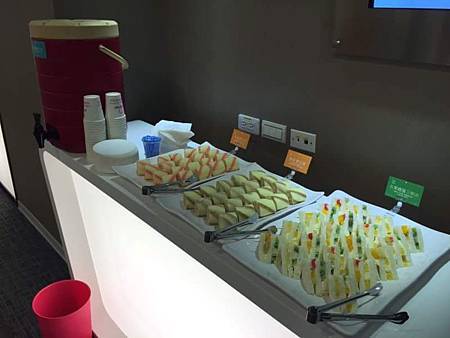 105.01.05 香氣療癒師進修課程4 105.01.05 香氣療癒師進修課程4