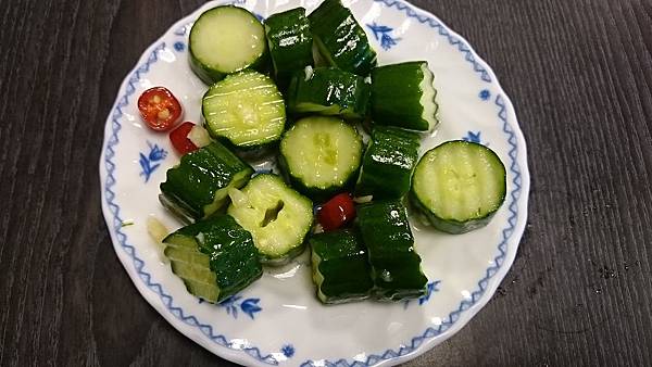 DSC_0008.JPG DSC_0008.JPG