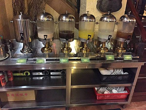 Fotor_14924343845910.jpg Fotor_14924343845910.jpg