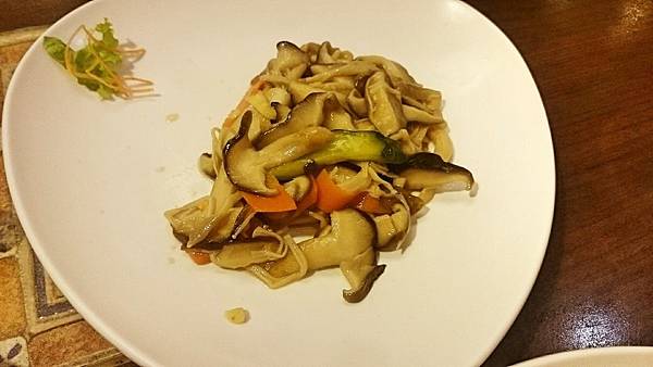 Fotor_149243395606970.jpg Fotor_149243395606970.jpg