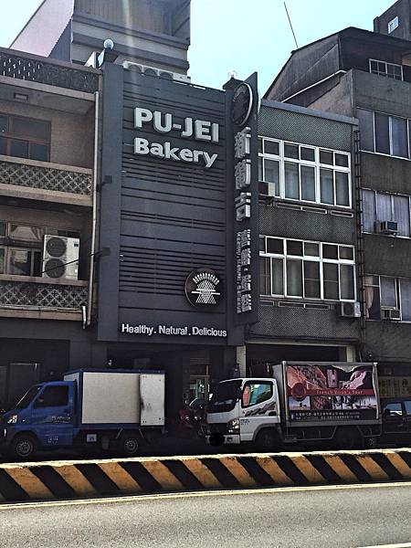 Fotor_150772436439082.jpg Fotor_150772436439082.jpg