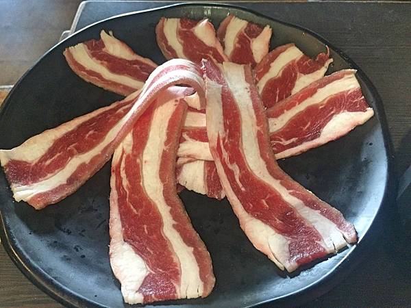 Fotor_151688678707459.jpg Fotor_151688678707459.jpg