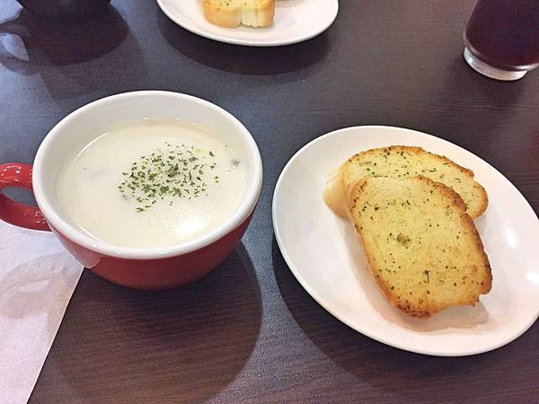 Fotor_15424176598048.jpg Fotor_15424176598048.jpg