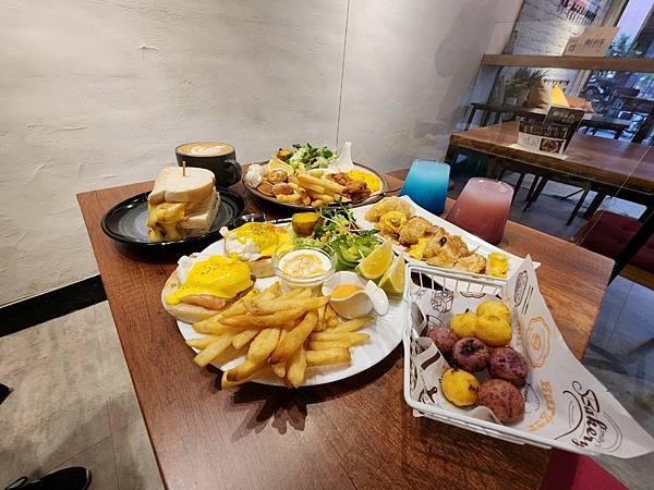 LINE_ALBUM_懶得享_221127_2 LINE_ALBUM_懶得享_221127_2