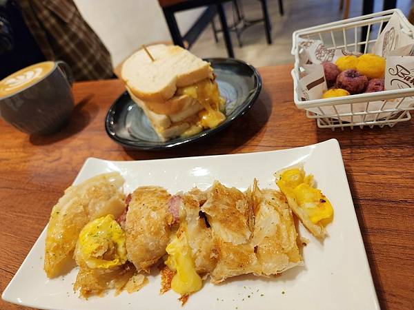 LINE_ALBUM_懶得享_221127_33 LINE_ALBUM_懶得享_221127_33