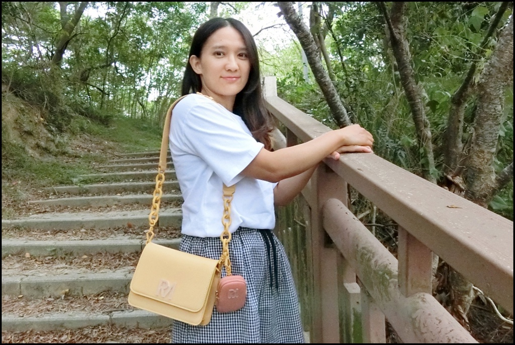 ROBINMAY 怪奇游乐园斜背包25-2.jpg