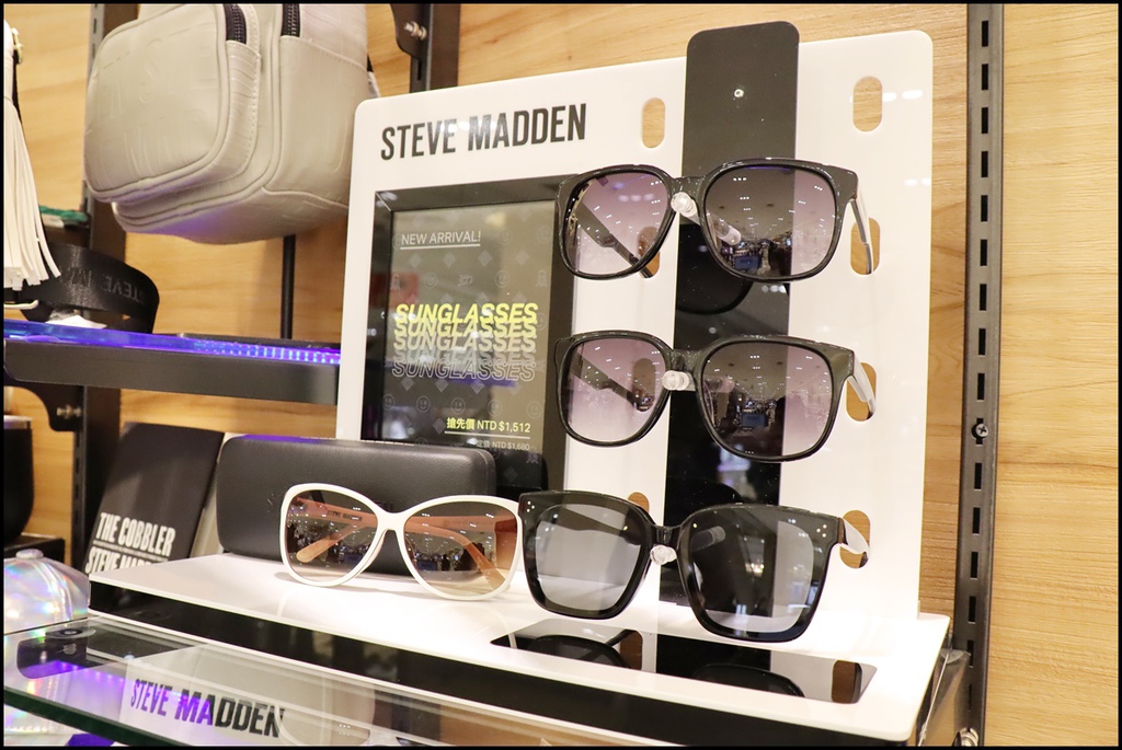 STEVE MADDEN24.JPG