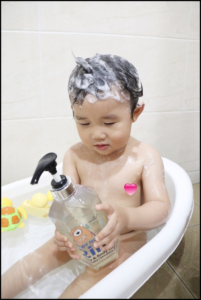 Hallmark怪兽7.JPG